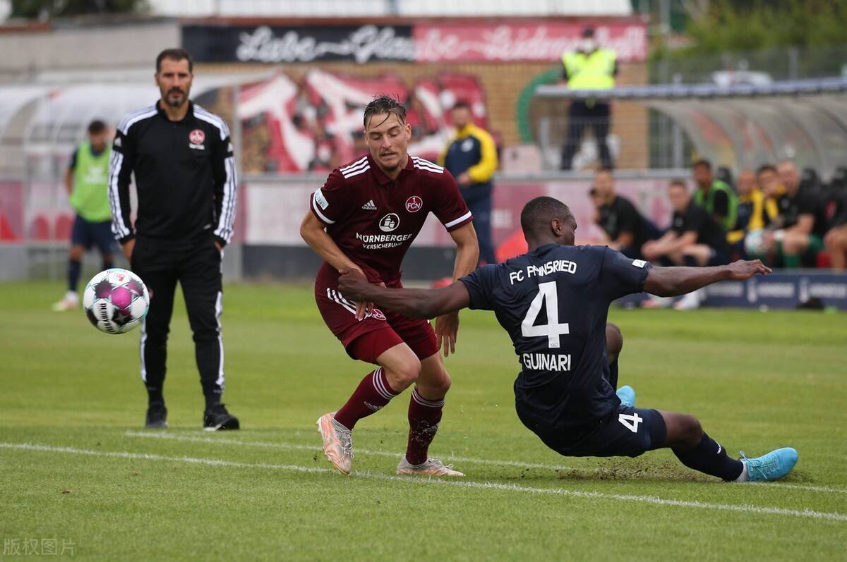 包含沙尔克客负,保级压力愈发沉重的词条 包含沙尔克客负,保级压力愈发沉重的词条