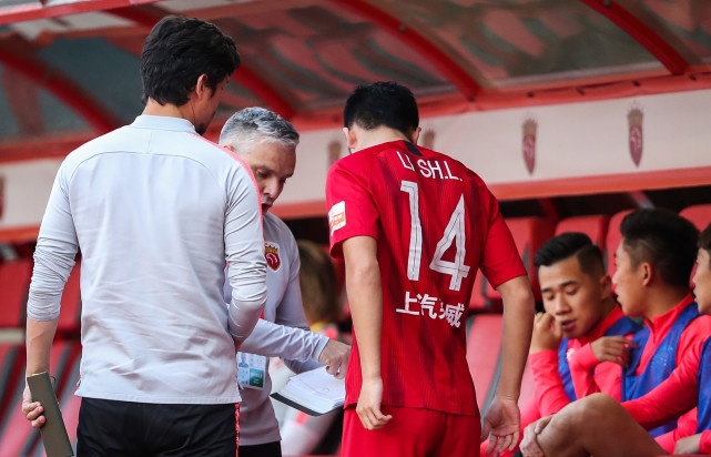 爱游戏体育直播-上港主教练临危受命，率队逆转走势的简单介绍