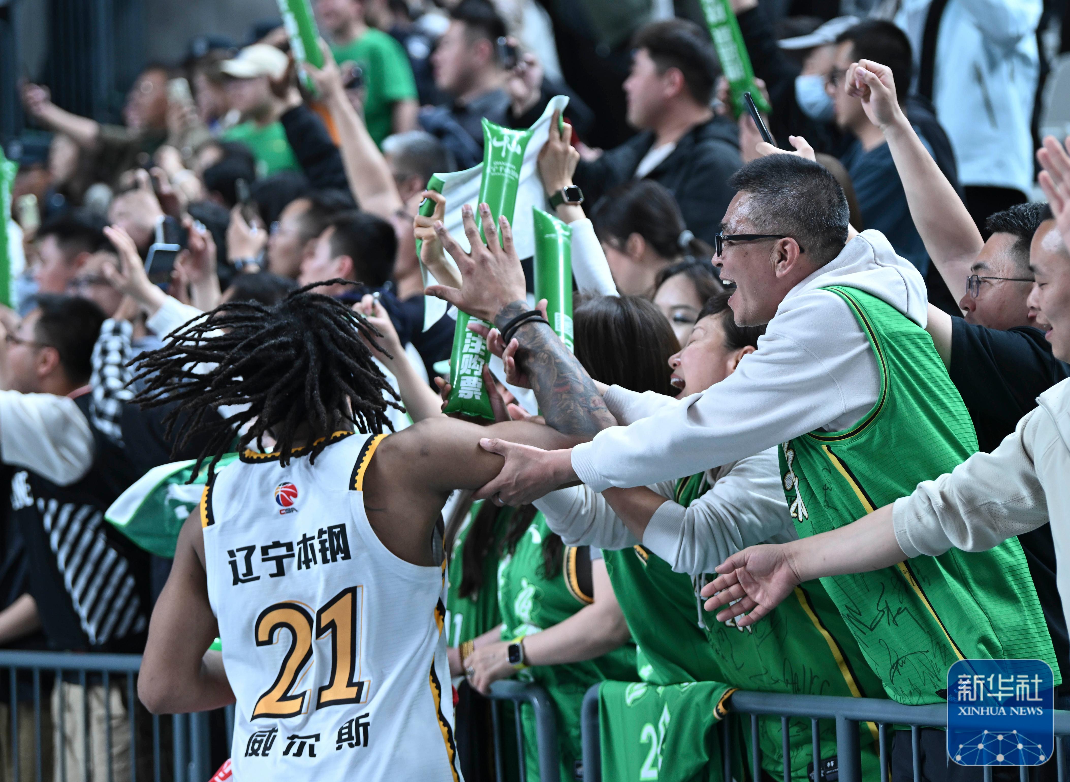 爱游戏官方入口-在辽宁队赛场上演CBA季后赛，逆转，引发球迷泪目的简单介绍