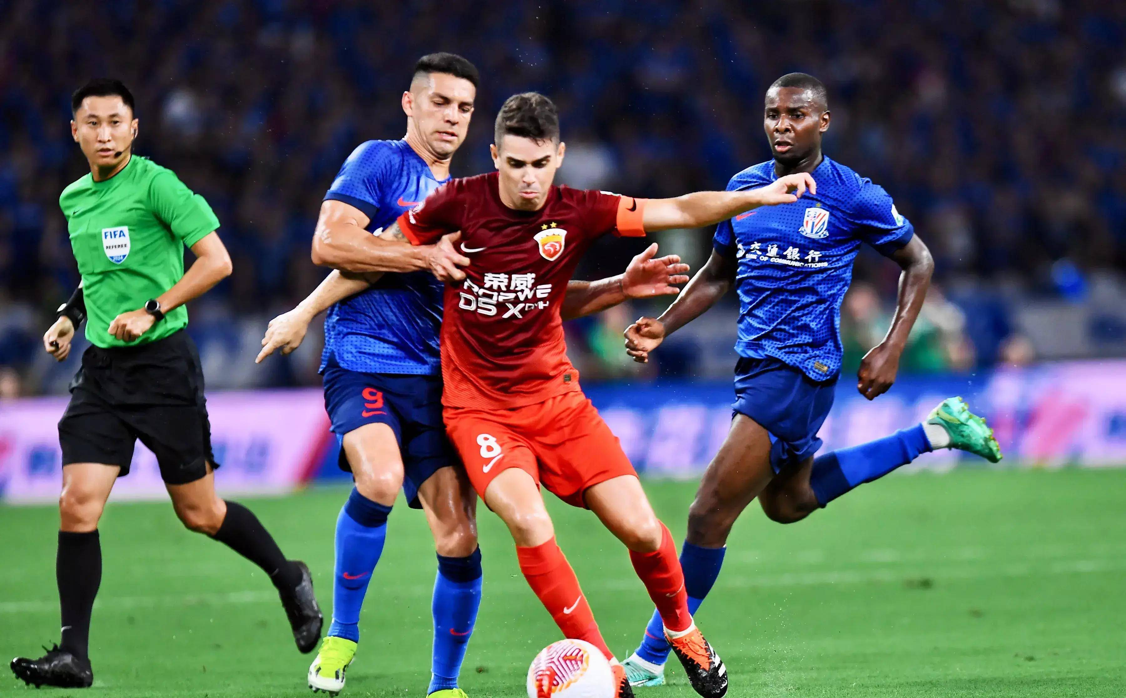 爱游戏体育下载-包含上海海港爆发神级表现，中超被彻底压制，碾压的词条