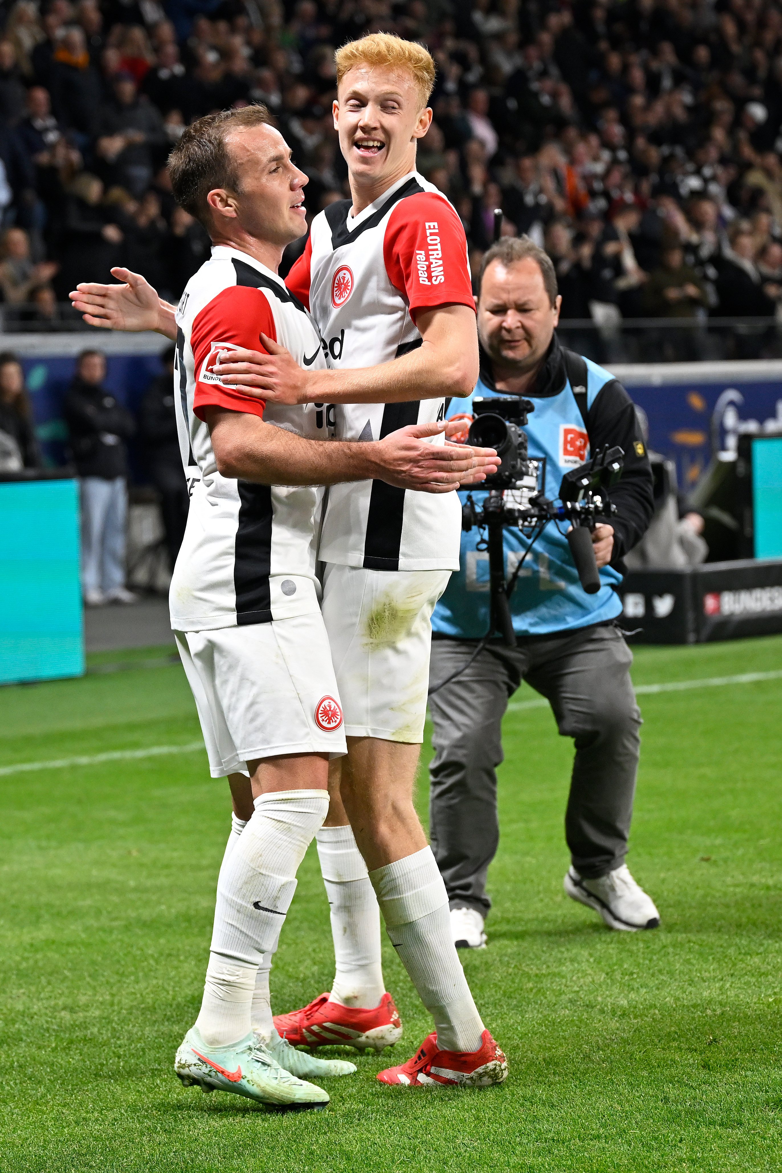 法兰克福中场再次入选国家队 法兰克福中场再次入选国家队