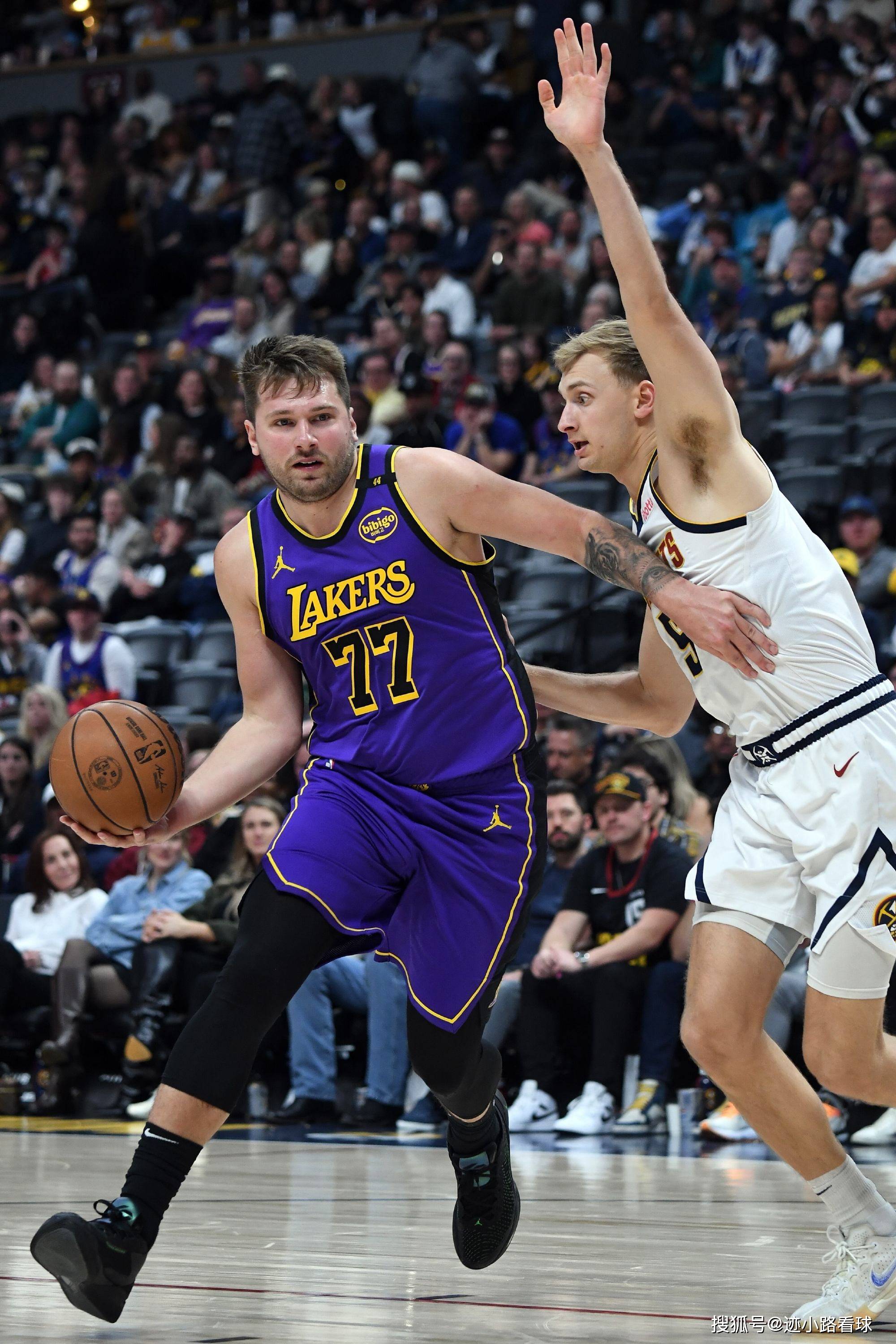 爱游戏亚洲官网-包含湖人大胜掘金晋级西部半决赛，大局瞬间掌控的词条