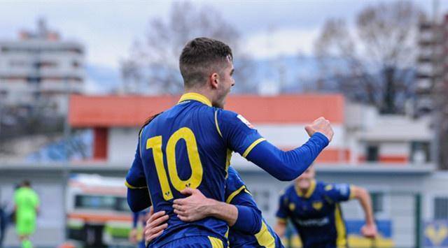 爱游戏体育地址-火力全开，热那亚主场狂胜豪取连胜