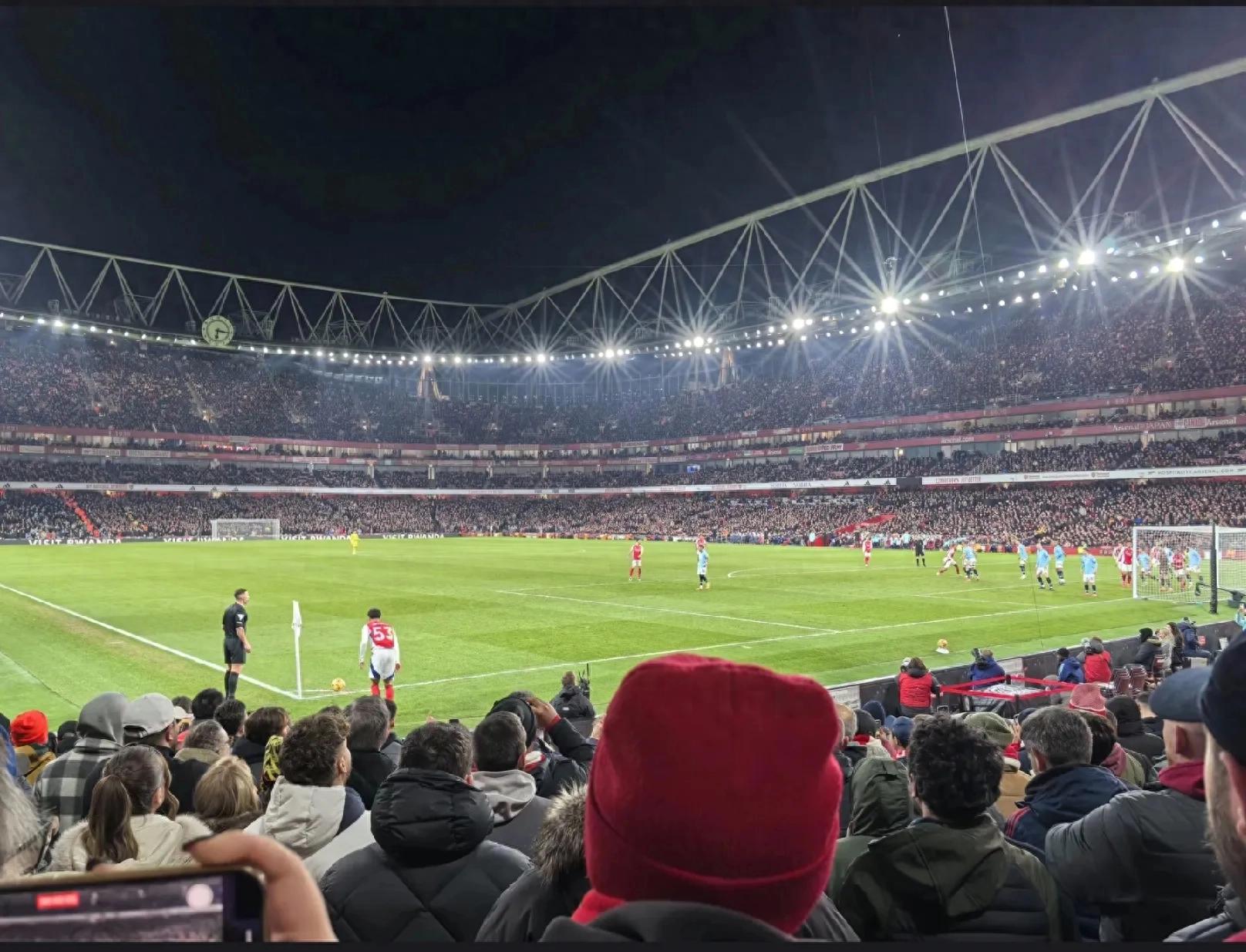 爱游戏官网-球场上的风云变幻，让人心跳加速的简单介绍