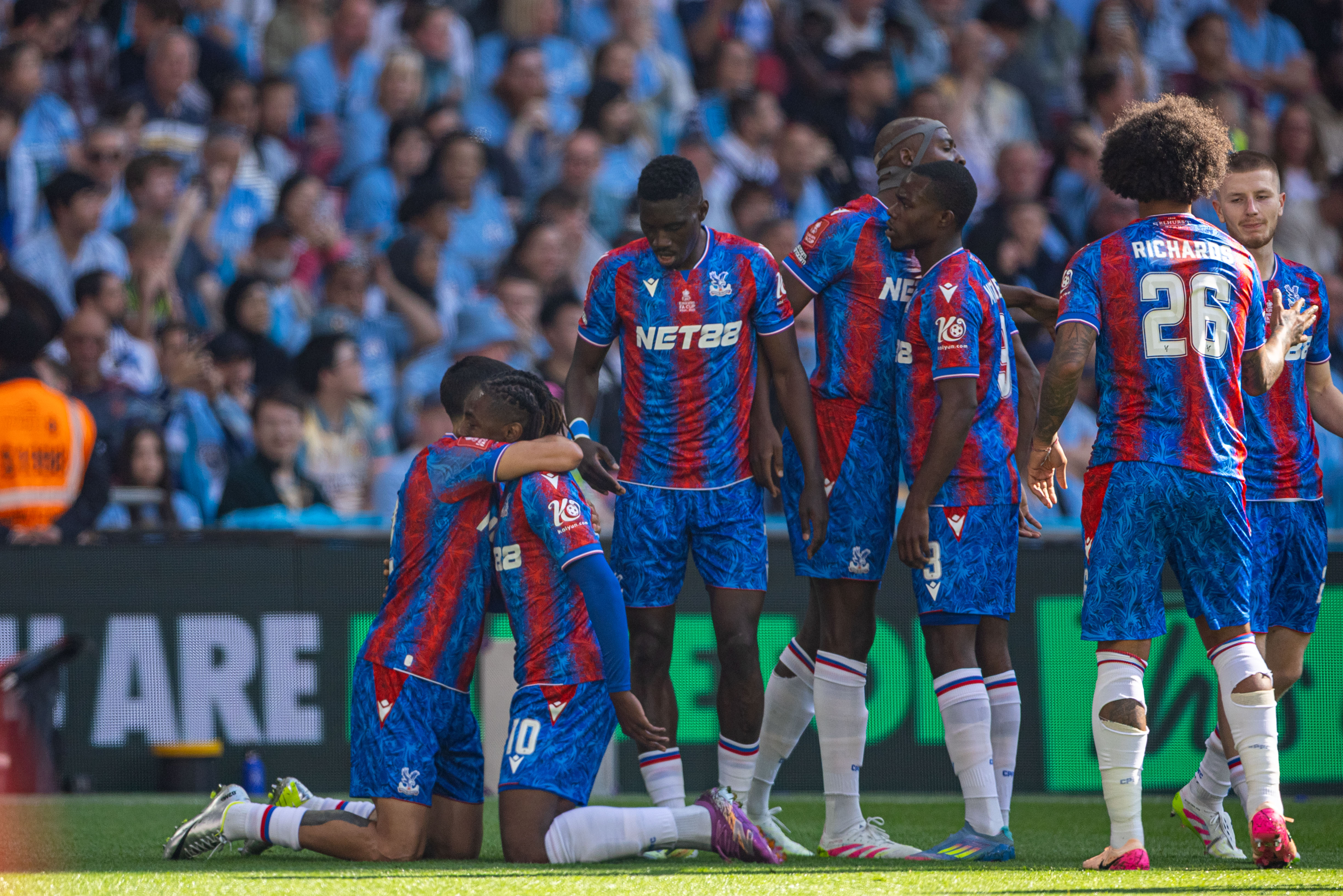 爱游戏网页版登录入口-英格兰足球队取得全胜战绩