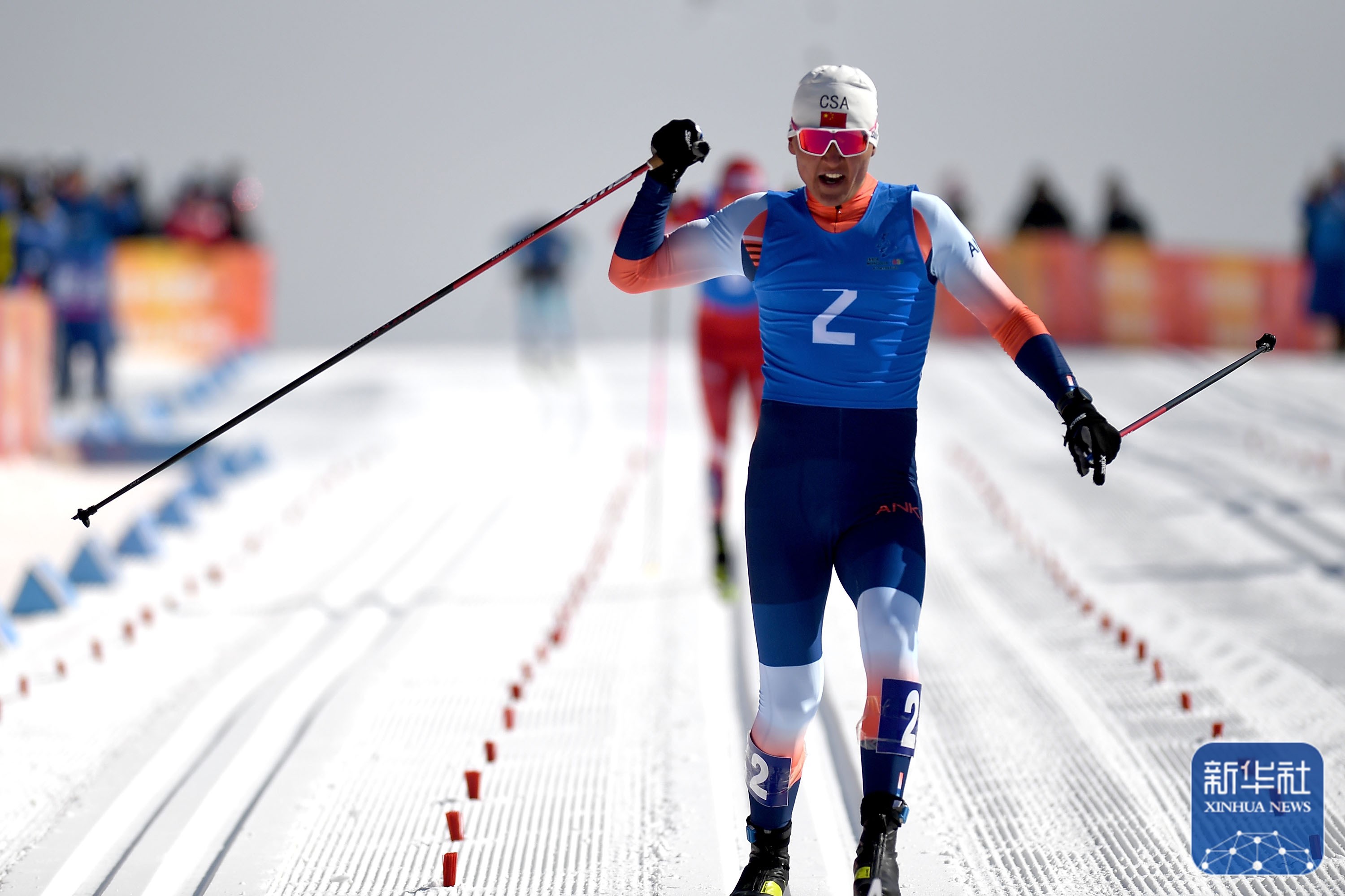 阿尔及利亚田径选手超水平表现,夺冠 阿尔及利亚田径选手超水平表现,夺冠