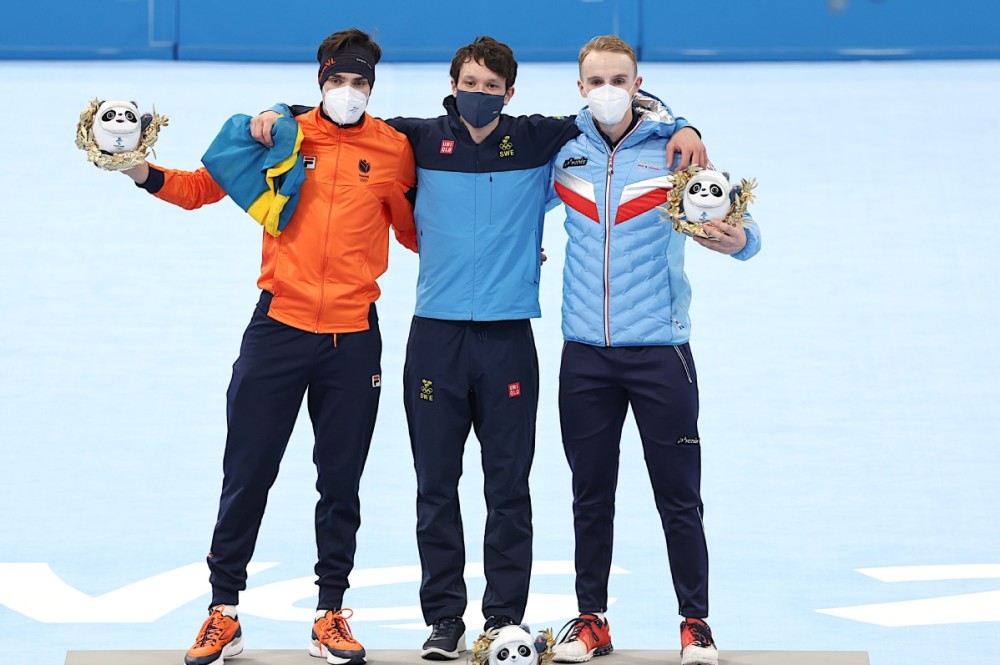 爱游戏登录入口-瑞典滑冰选手斩获金牌，成绩出色