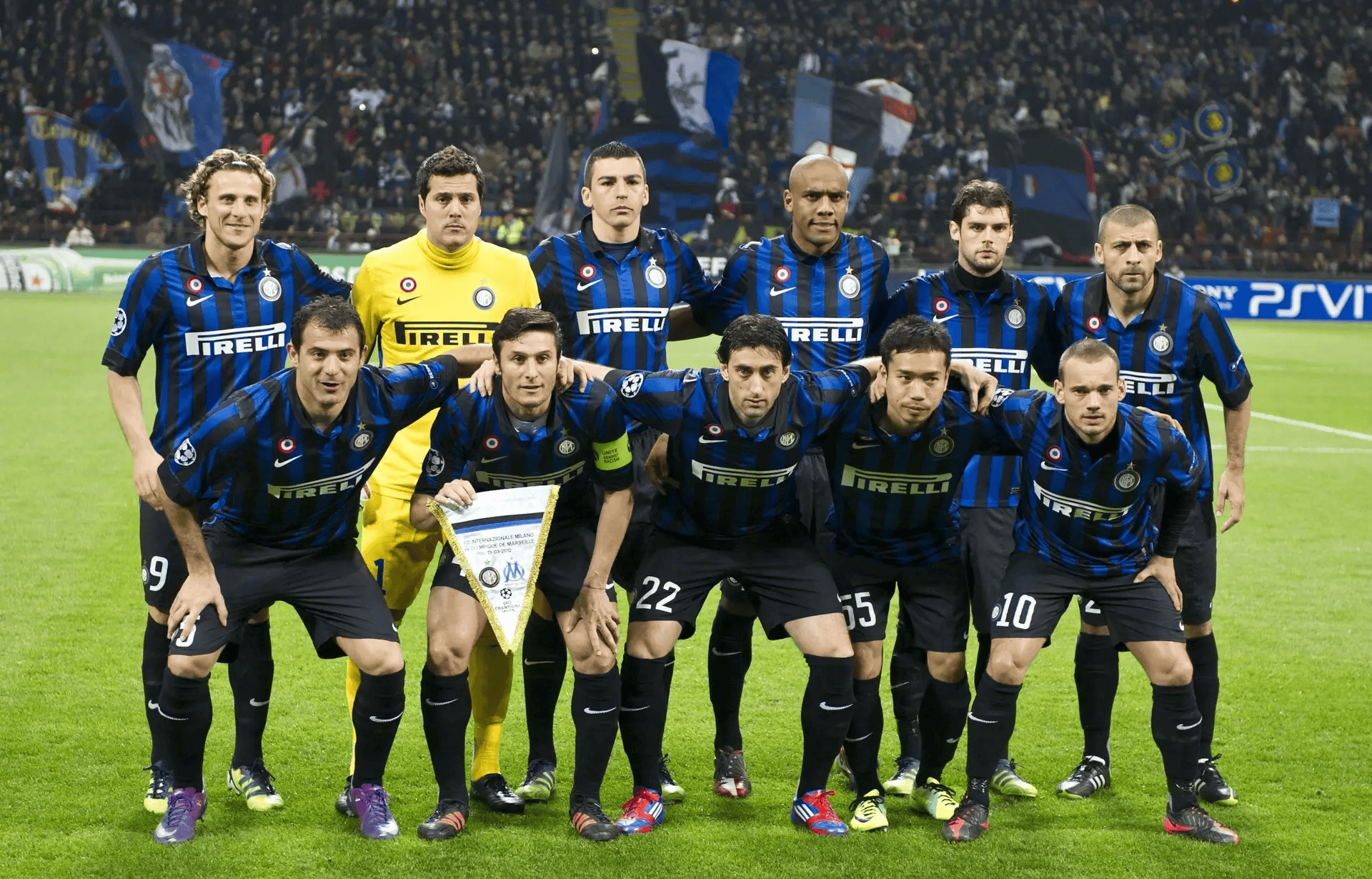 AC米兰淘汰赛逆袭晋级，前路坦途